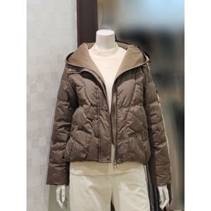 [벨라디터치]MARIOV9F4DN23 레이어드 후드넥 오리털 숏패딩