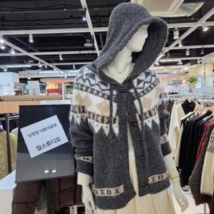 밀스튜디오 DP02 단추포인트 후드 니트가디건 LRBCDS110