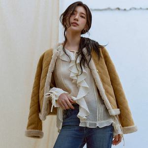 [게스(진)]여성 골드버튼 무스탕 자켓(YP4W7855)