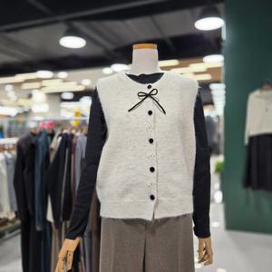 [멜로디가든]리본브로치 니트조끼 (M25WBV105 아이보리)