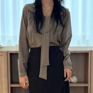 나야홍 / 아이우먼 라운드카라끈블라우스 YPV673M511 빅사이즈