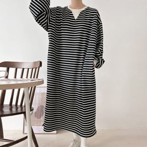 나야홍 / 아이우먼 기모삼각줄무늬원피스 ARV687M511 빅사이즈