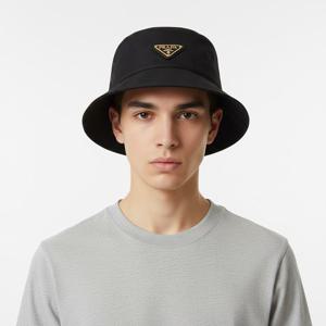 프라다 삼각로고 버킷햇  1HC137 2DMI F0632