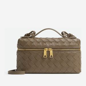 보테가베네타 뱅뱅 위빙 레더 배니티 토트백 789109 V3IV12355