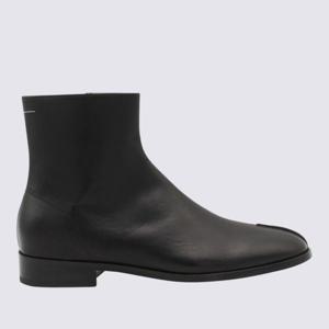 MM6메종마르지엘라 블랙 레더 로우 힐 앵클 부츠 SH1WU0011 P50