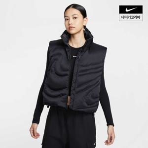 [나이키] 스포츠웨어 스우시 시리즈 여성 오버사이즈 다운 베스트 IH8008-010