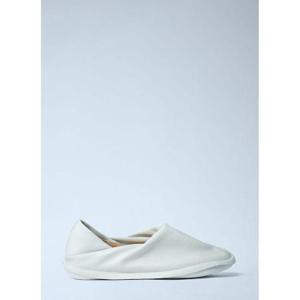 25 FW Camper x Issey Miyake 남성 푸 폼 슈즈 cim0362003wht