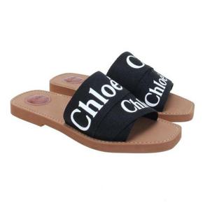 (명품) 끌로에 우디 플랫 뮬 CHC22U188Z300