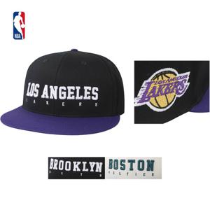 [엔비에이]남녀공용 농구팀 빅 레터링 어센틱 하이플랫 스냅백 모자 N255AP641P