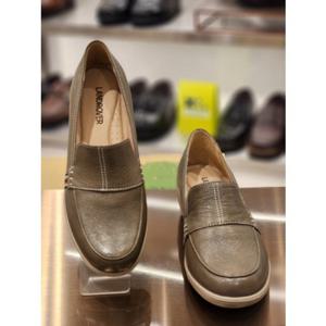 금강제화 랜드로바 LANSLS4241WG3 여성 초경량 쿠션 포인트 슬립온 컴포트화