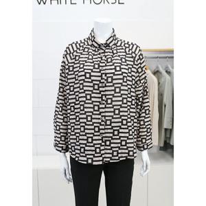 [화이트호스]미로나염 블라우스 A253207