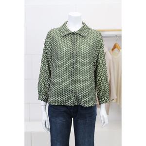 [화이트호스]사각나염 블라우스 A253217