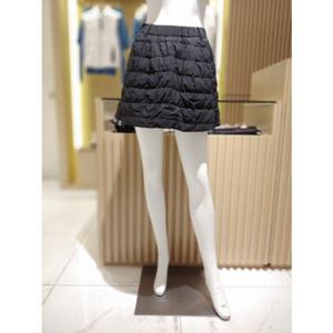[파리게이츠]521E4PC401_BK-여성 스퀘어 퀼팅 밴드 패딩 큐롯 스커트-(25년겨울)