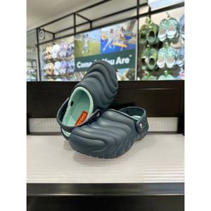 [크록스]MARIO크록스 클래식 라인드 오버퍼프 클로그 210059-48I 나이트폴 네이비