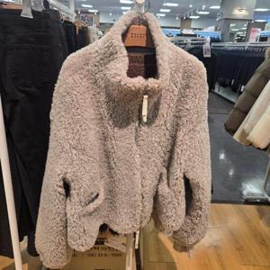 멜로디가든 HC17 뽀글이무스탕집업 M25WABJ108