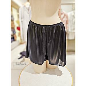 [BARBARA][AHS4370H 검정 ] 바바라 barbara 찰랑찰랑 붙지않는 베가스무스 기본  데일리 속바지