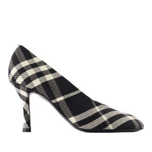 버버리 베이비 85 펌프스 8098664 C1343 BLACK CALICO IP CHK
