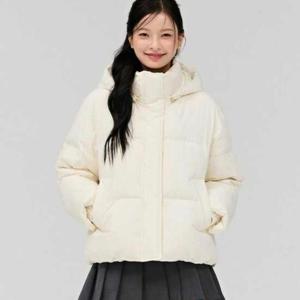 체이스컬트 HC16 여성 후드 탈부착 푸퍼 패딩 점퍼 DGRG4774E0A