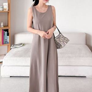 루즈핏 니트 민소매 롱 원피스 AR372412