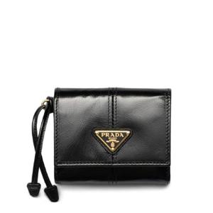 25 FW 프라다 트라이앵글 로고 레더 지갑 1MH0432CYR TP437758798