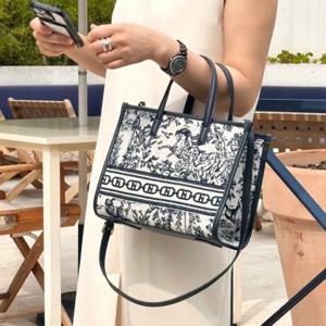 [헤지스] 시그니처 H 뜨왈 자카드 토트겸 숄더백 M HIBA5F673N3