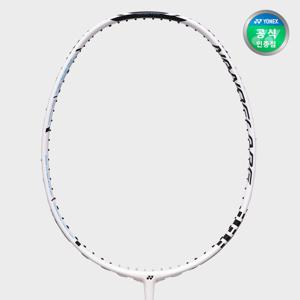 요넥스 나노플레어 X7 (2025) 4U 화이트 배드민턴 라켓 헤드커버 포함
