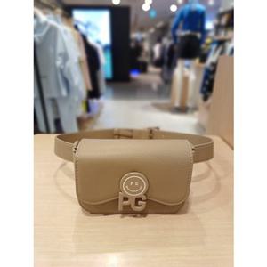 [파리게이츠] 25FW가을 여성 스마일 PG 금속장식 포인트 힙색 (521E3BG009BG)