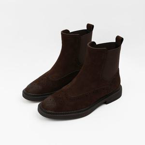 [신난다슈] 여성 앵클부츠 2cm 여자 숏 첼시 앵글 부츠 기모 스웨이드 통굽 BL255011 브라운