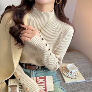 [올리비에스클로젯] 울 반목 골지 슬림 소매 단추 니트_O2412KN170D