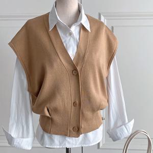 샵앤) 여성 Y단추 루즈핏 레이어드 데일리 캐주얼 니트 조끼 DGB-WVS-4330-베이지