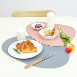 아트박스/가쯔 가쯔 논슬립 조약돌 방수 식탁매트 4개