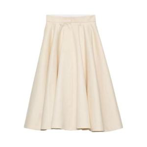 프라다 트라이앵글 로고 플레어 스커트 P132JHSOOO10YP