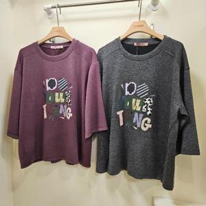 스테파니 HC07 유씽 7부 소매 나몀레터링 라운드 티셔츠 A25TS5302