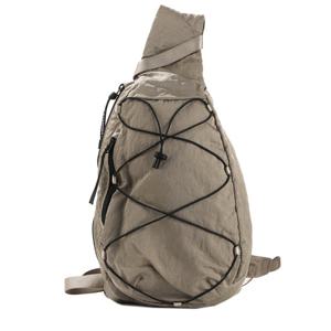 [CP컴퍼니] 25FW (19CMAC735A 005269G 356) 남성 RUCKSACK 힙색