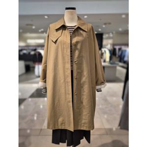 [비지트인뉴욕] 카라 맥 트렌치코트 (VB9BB70)