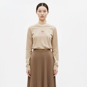 샵앤) 국산 여성 라운드 자수 리본 워싱 긴팔 이중기 티셔츠 DAI-WSH-20815-베이지
