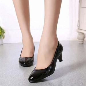 여성 에나멜 둥근코 펌프스힐 5cm 면접 정장 유니화 유니화 정장구두 면접구두 근무화 호텔근무화 미팅 승무원 미들힐 여성펌프스 에나멜구두