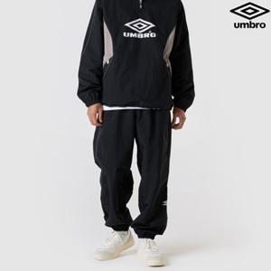 [엄브로] HBL 엔지니어드 크루 우븐 조거 팬츠 UQ323CPT97_BLK0