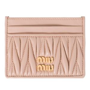 미우미우 마틀라쎄 나파 가죽 카드지갑 5MC076 AFPP F0236