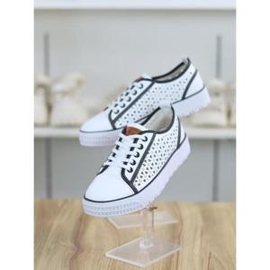 바이로쏘 세이브존06 소가죽 레이스업 펀칭 3.5cm 스니커즈 (BY)24S11721BC3