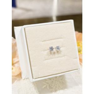 미니골드 14K [DIA-5부] 클래식 6프롱 귀걸이EJUS4079L