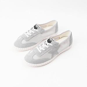 [신난다슈]여성 스니커즈 운동화 2cm 슬립온 플랫 단화 양가죽 망사 메쉬 MRO253200그레이