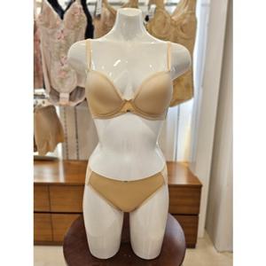 [와코루] AB컵 (WBRX204A-PTH-OB) 심플한 몰드 노와이어브라 햄라인팬티세트