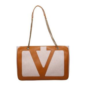 발렌티노 비바 슈퍼스타 미디엄 토트백 6W0B0R13GLR 9QR