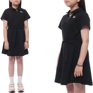 [버버리] 25SS 로고 자수 폴로 원피스 (8105084 BLACK 25S)