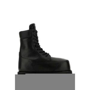 24FW 알렉산더 맥퀸 블랙 레더 앵클 부츠 807872WHABC1000