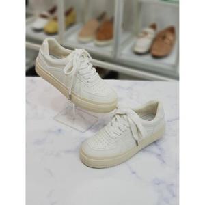 [한슈]한슈 세이브존07 발등펀칭 스니커즈 2.5cm HS591099na (16