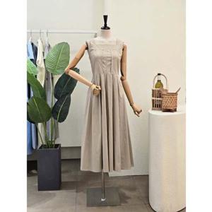 [포커스]FM4E9OP5874_핀턱 스퀘어넥 A라인 롱원피스