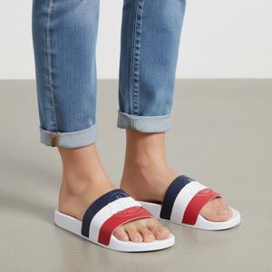 몽클레르 몽클레어 바질 로고 밴드 슬라이드 4C00040 01A49 002