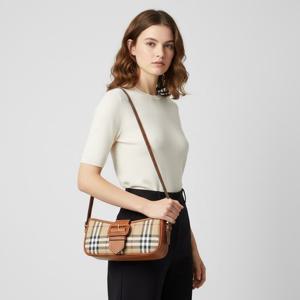 버버리 체크 패턴 미니 여성 슬링백 8092074 A9534